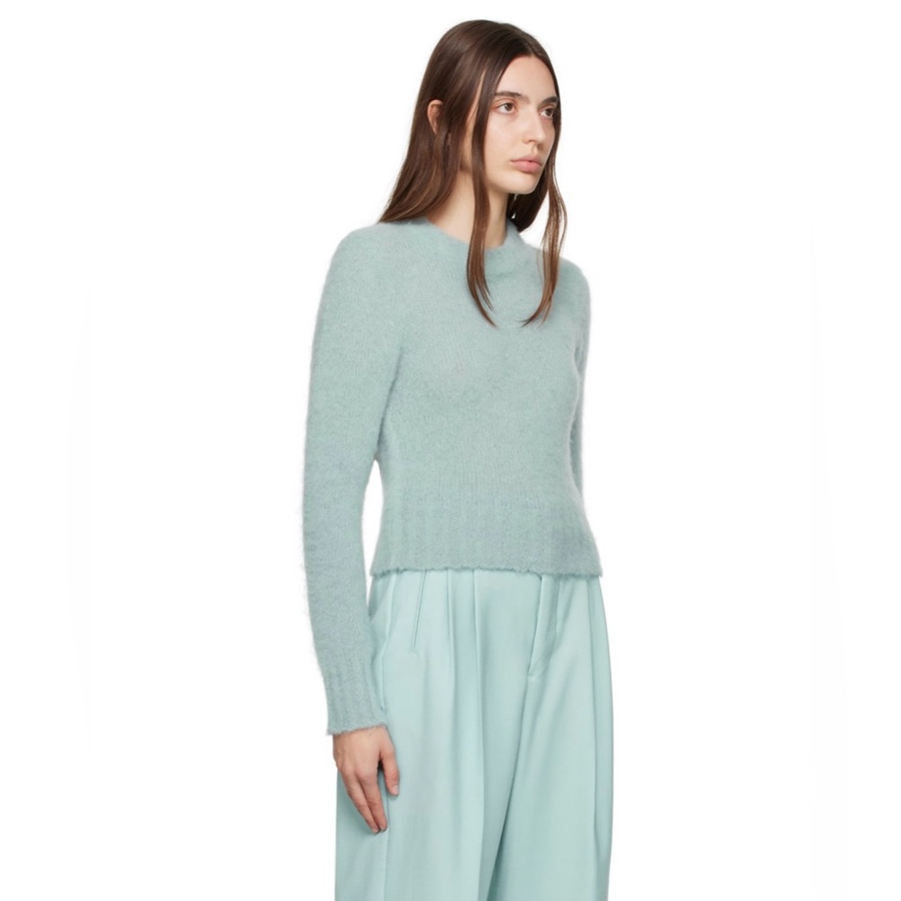 #AmiParis Blue Brushed #Sweater
Beautiful baby blue color. Never worn.
